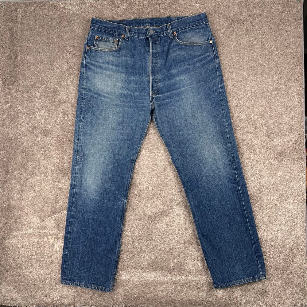 Levi's 501 Jeans Size W37 L29 Straight Leg Button Fly Made in USA Vintage Denim